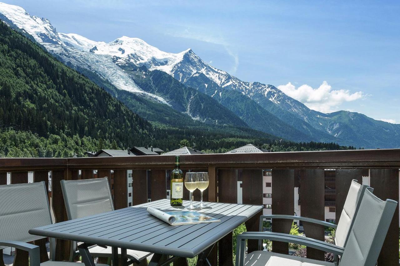 Appartement Les Lutins - Incredible View Of Mont Blanc Chamonix Bagian luar foto